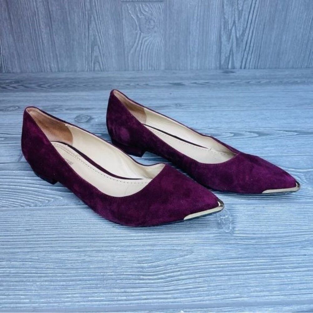 pour de victoire shoes maroon velvet suede flats with gold metal details size 9